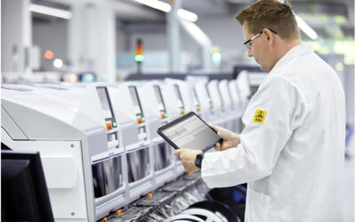 Service For Manufacturer-Independent Device Management And Updates